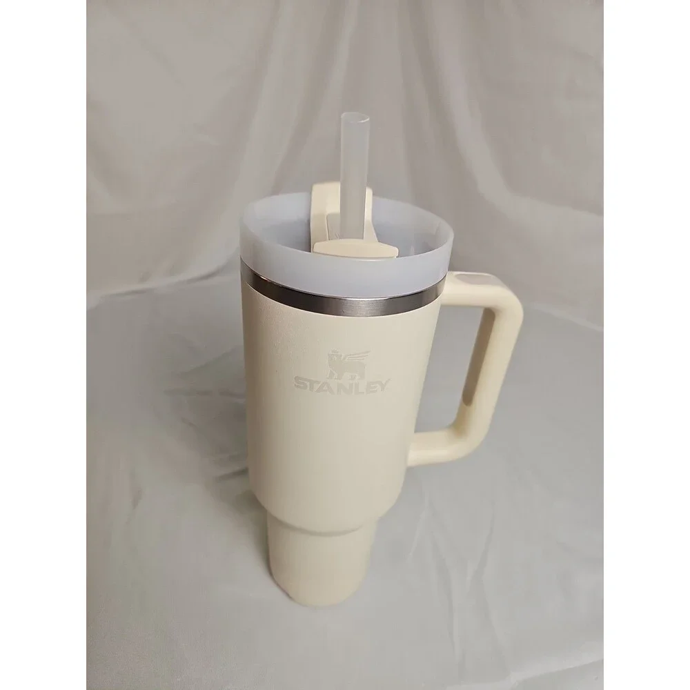 Stanley Quencher H2.0 FlowState Tumbler 40oz Beige Insulated Travel Mug W/ Straw
